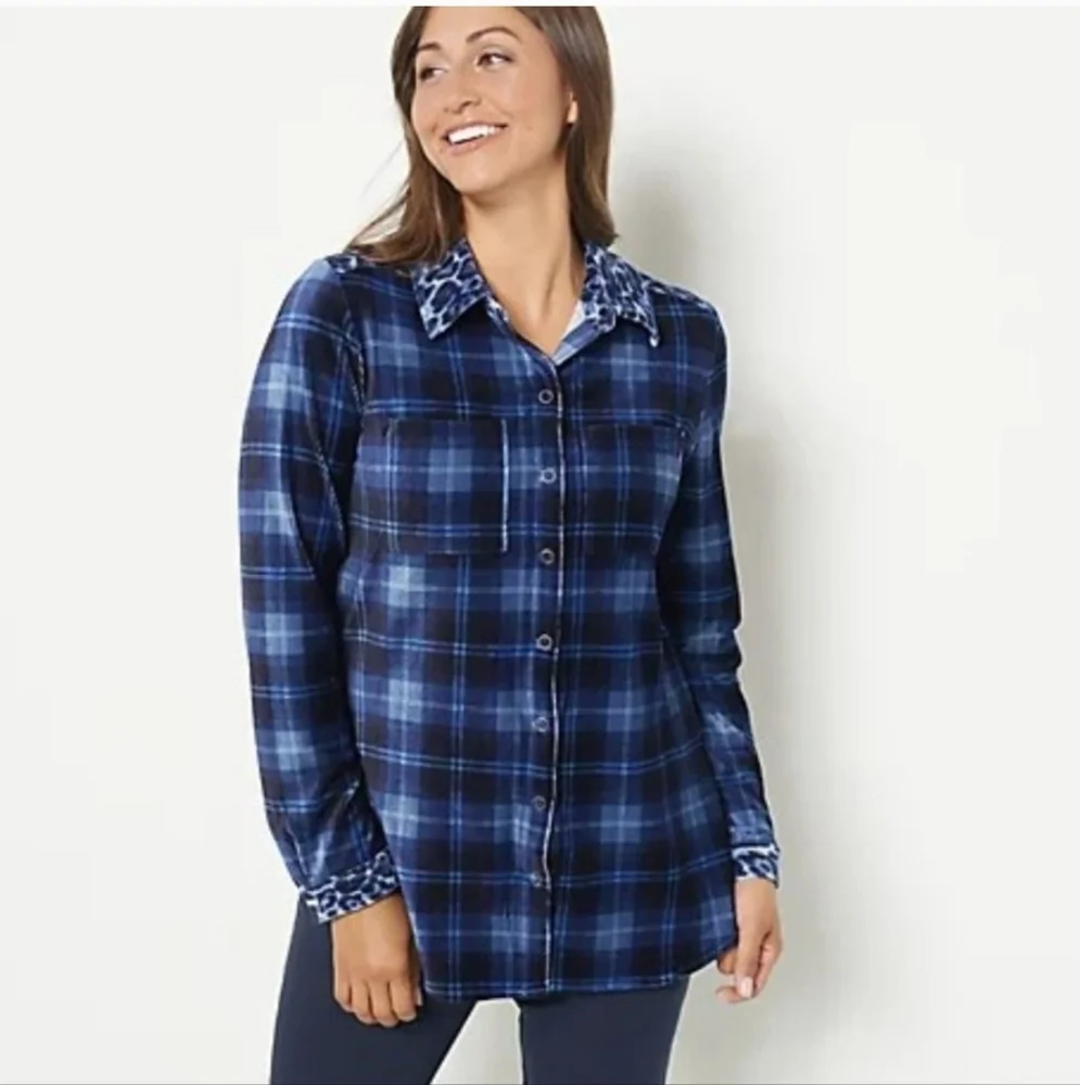SUSAN GRAVER weekend TOP blouse LIKE NEW snap front LONG SLEEVE - Picture 1 of 3